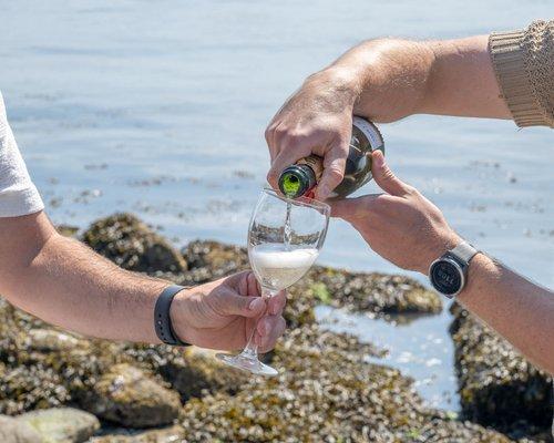 mobile - carousel-hero-element image-2