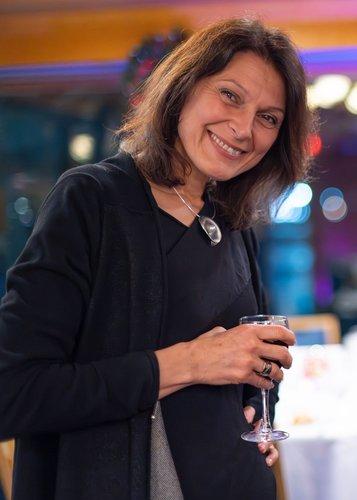 mobile - carousel-hero-element image-1