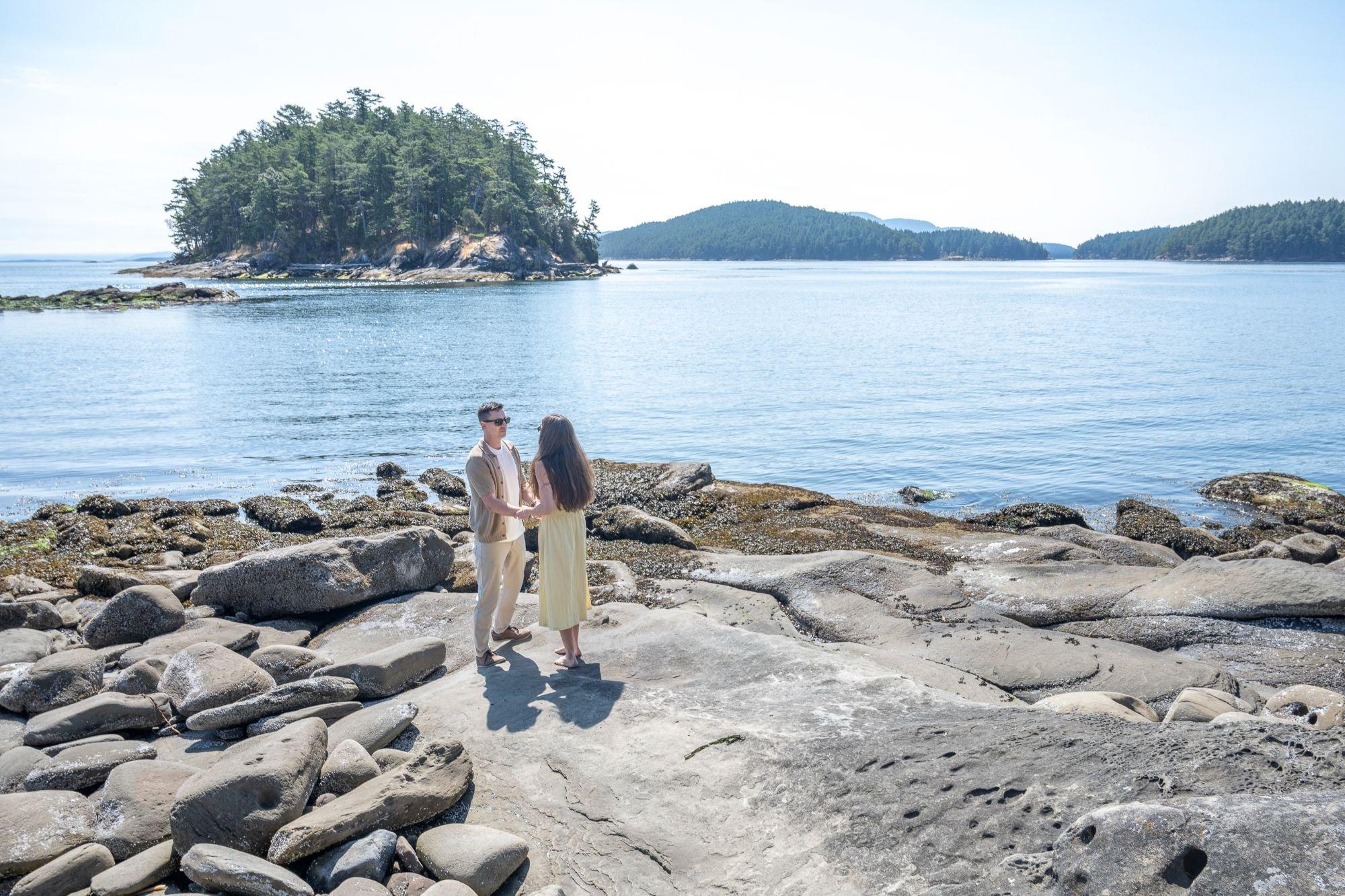 carousel-hero-element image-14